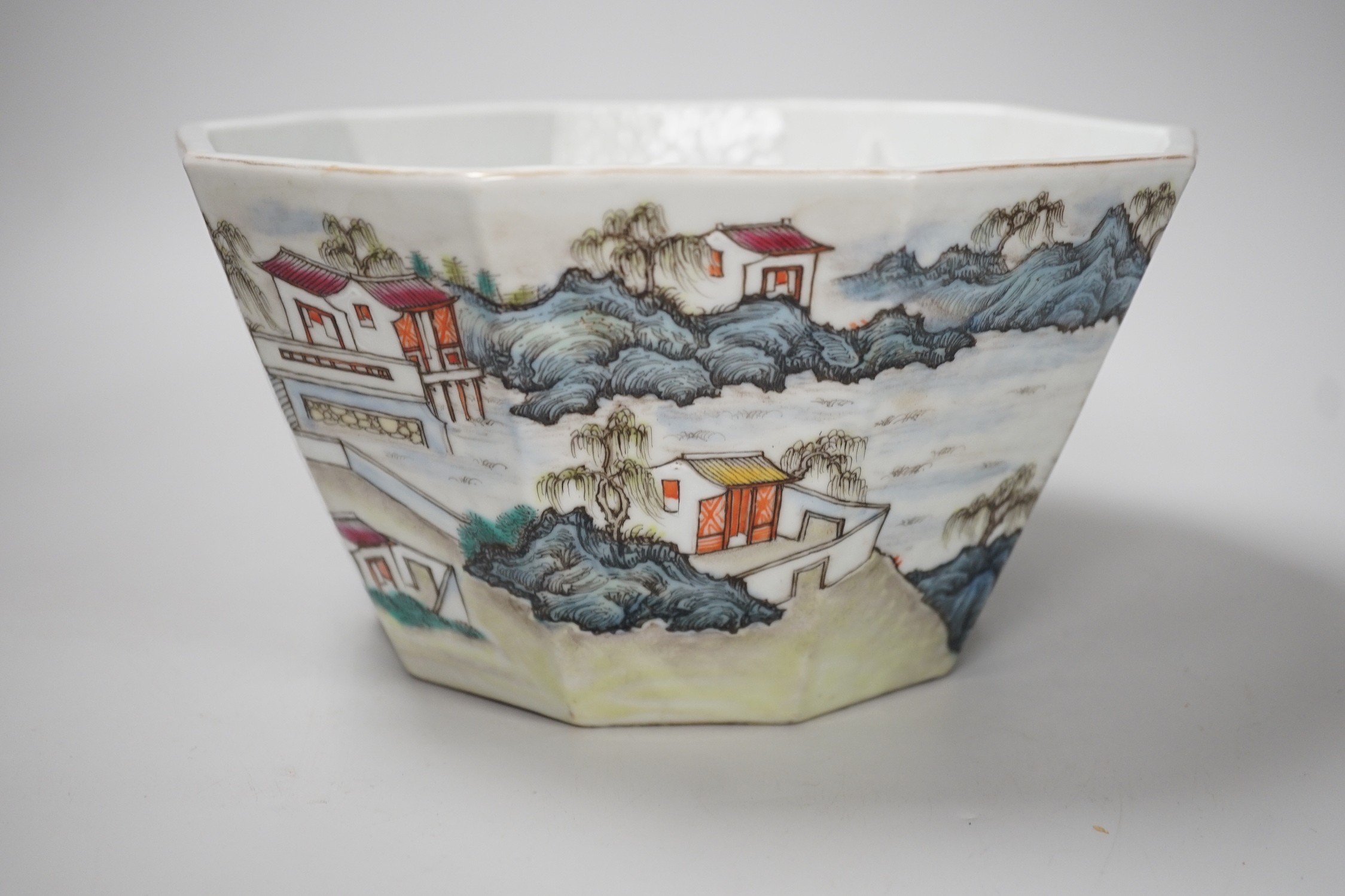 A Chinese famille rose dish and a similar planter, largest 22cm across